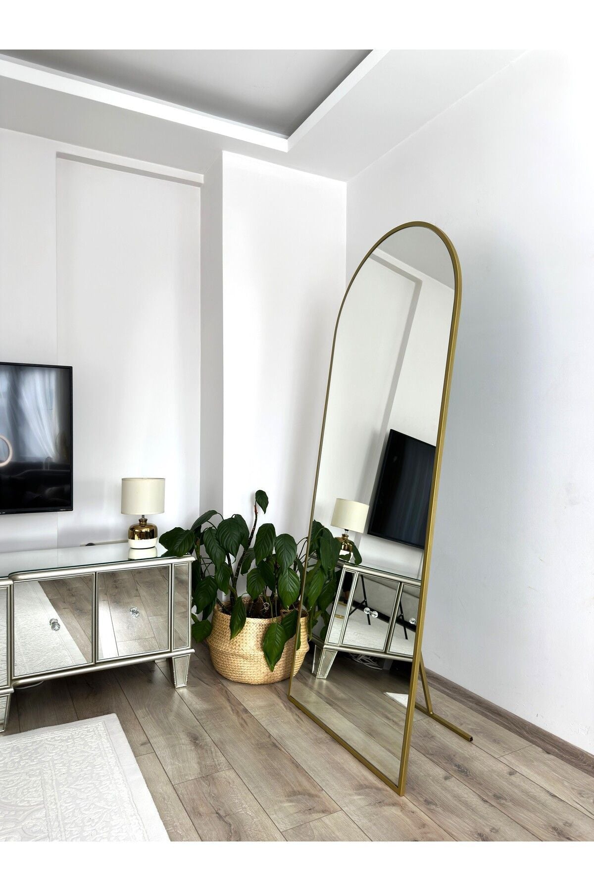 Gold Metal Çerçeveli 180x80 Cm Demonte Ayaklı Oval Boy Aynası