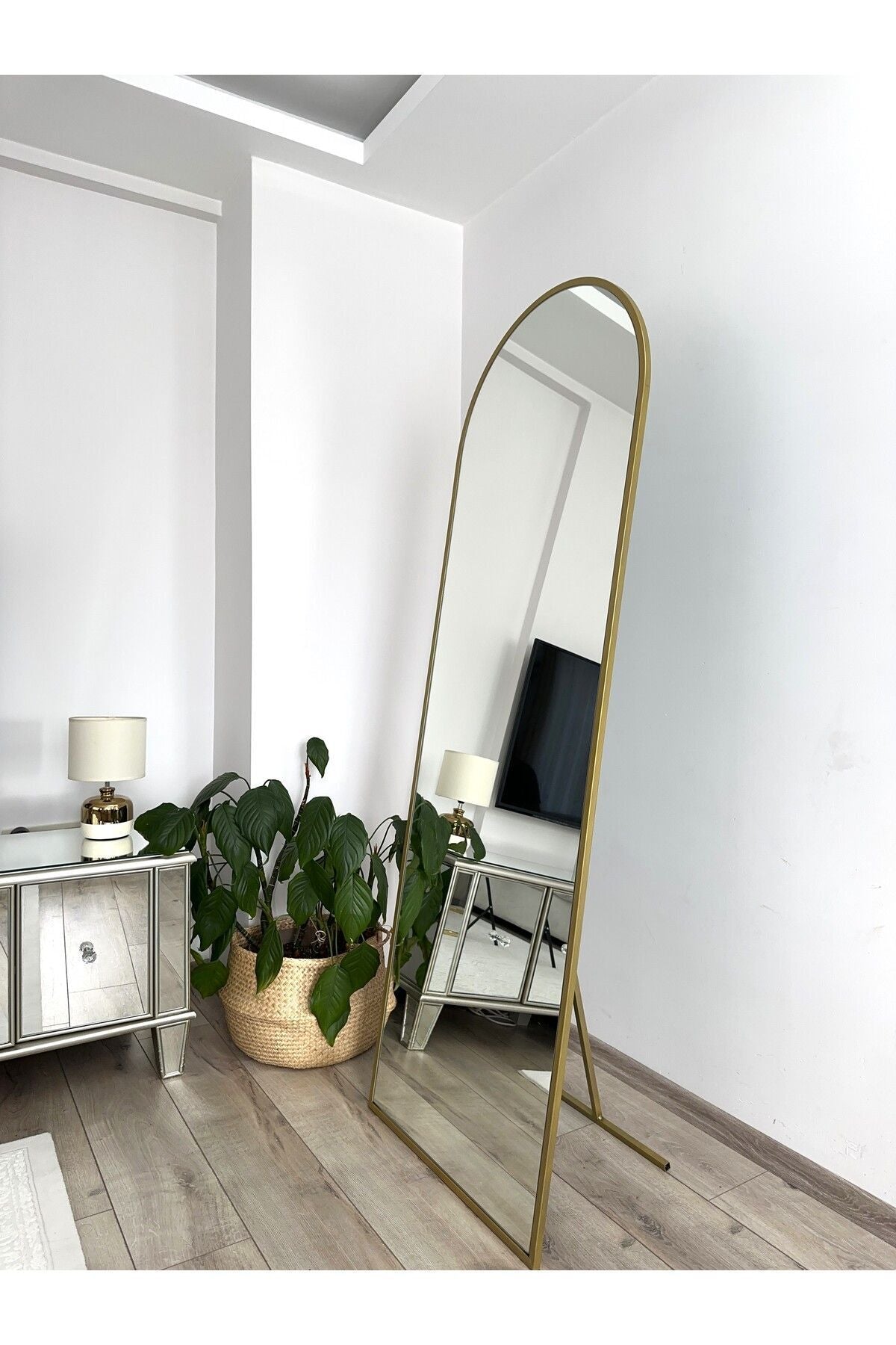 Gold Metal Çerçeveli 180x70 Cm Demonte Ayaklı Oval Ayaklı Boy Aynası