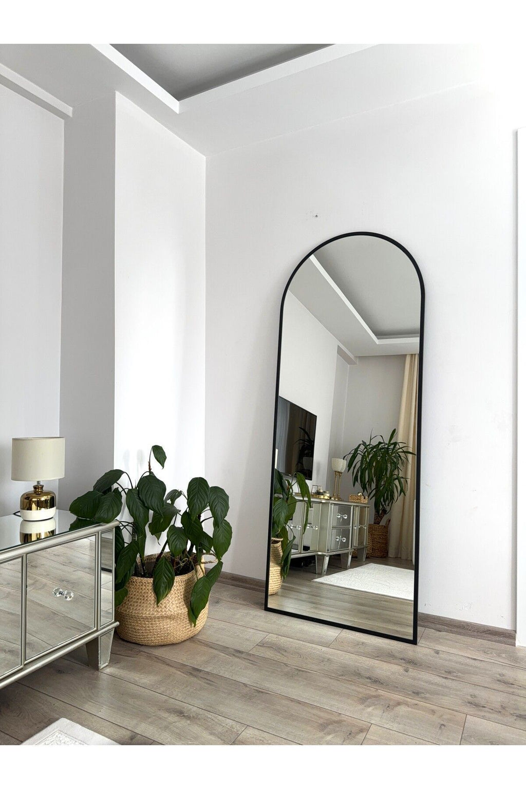 Siyah Metal Çerçeveli 180x70 Ayaklı Boy Aynası