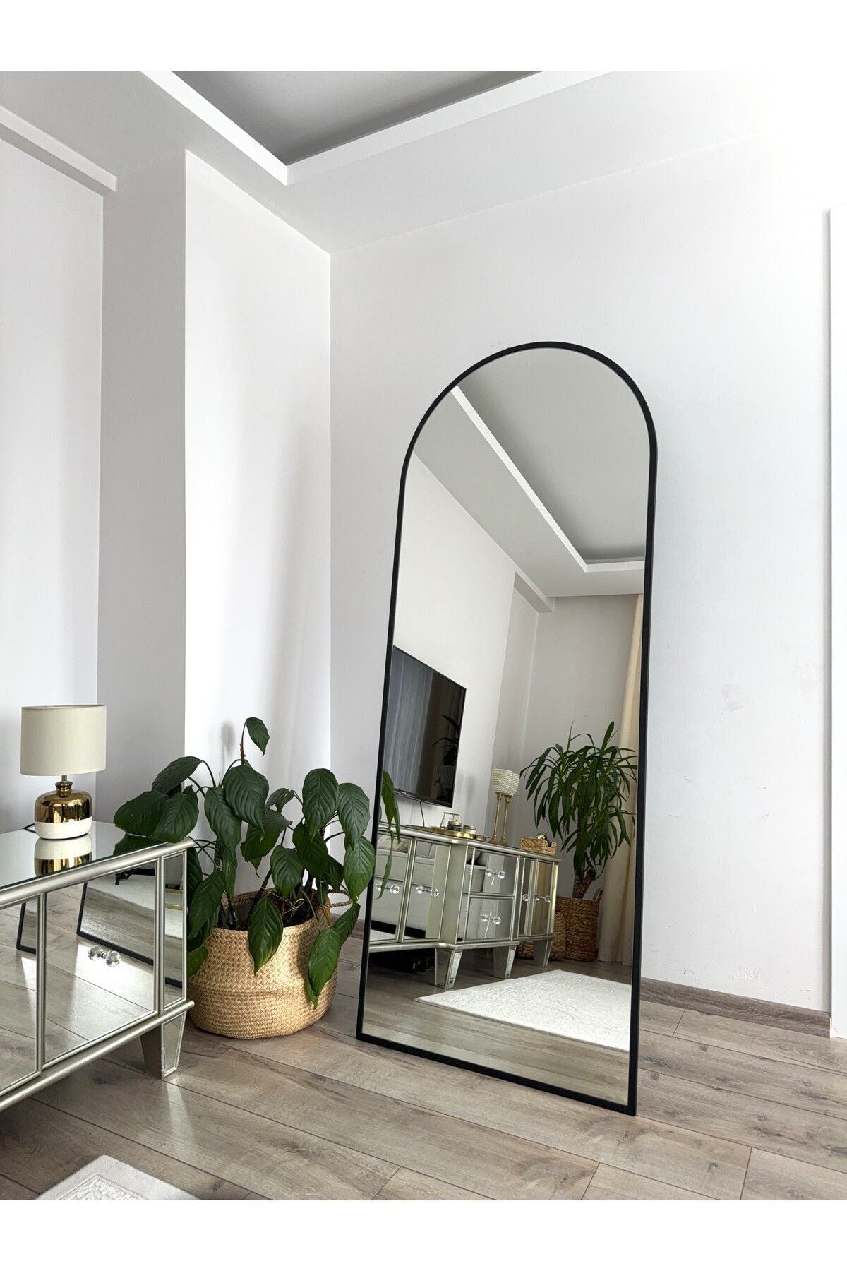 Siyah Metal Çerçeveli 180x70 Ayaklı Boy Aynası